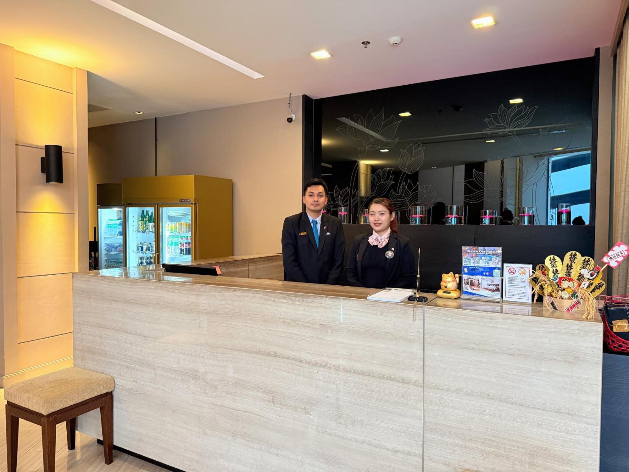 Civic Horizon Hotel & Residence Bangkok Exterior foto