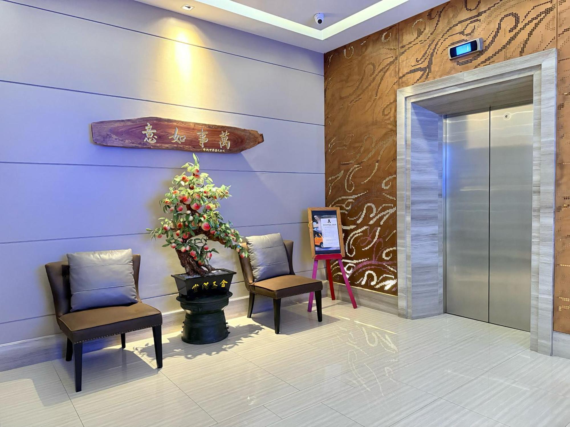 Civic Horizon Hotel & Residence Bangkok Exterior foto