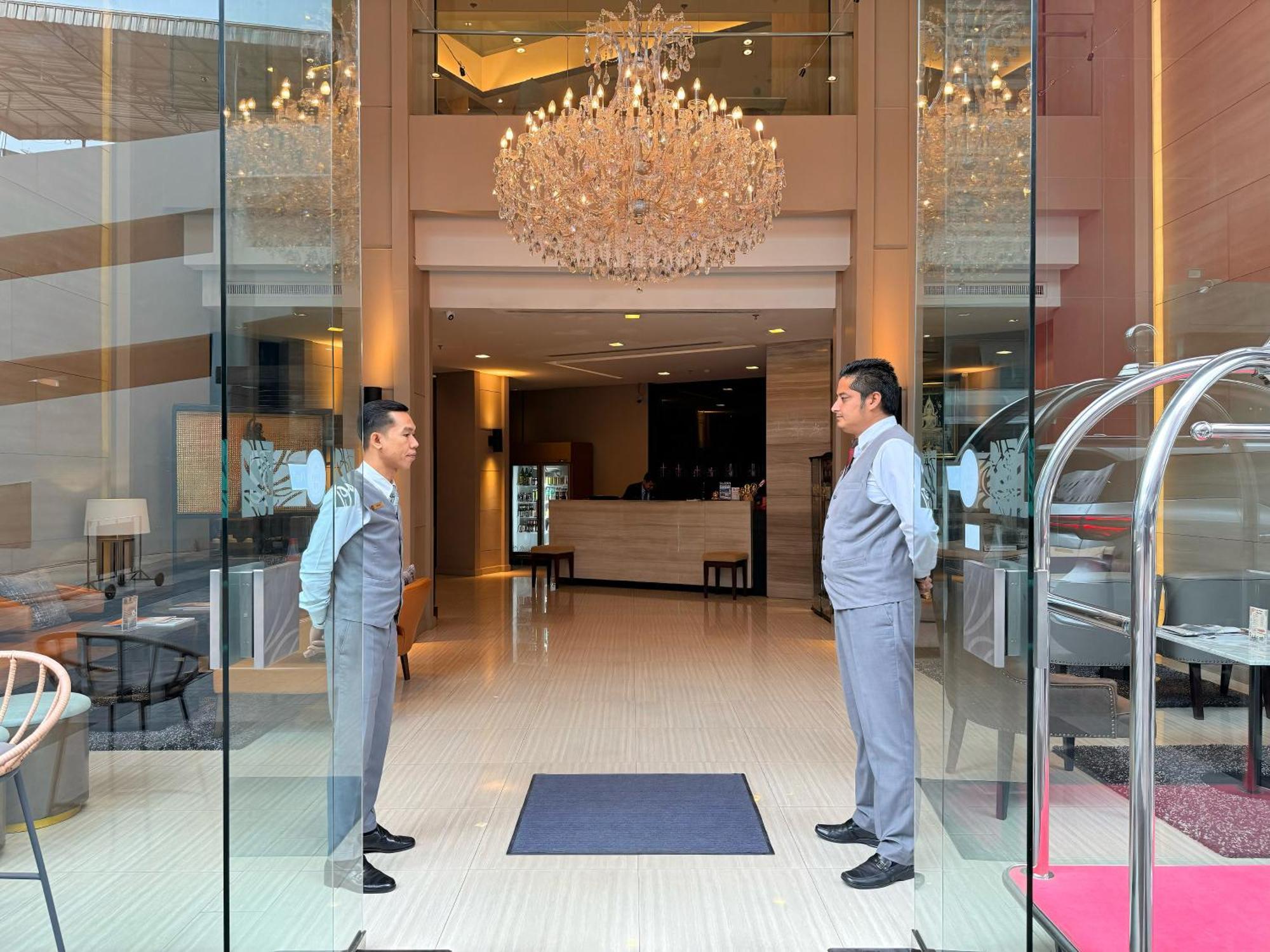 Civic Horizon Hotel & Residence Bangkok Exterior foto